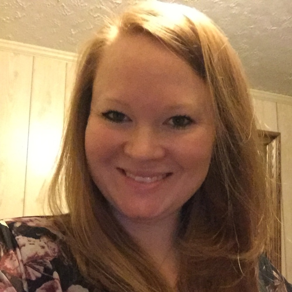 Meet your Posher, Courtney